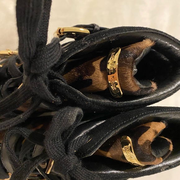 Micheal Kors Combat Wedge - Picture 1 of 8